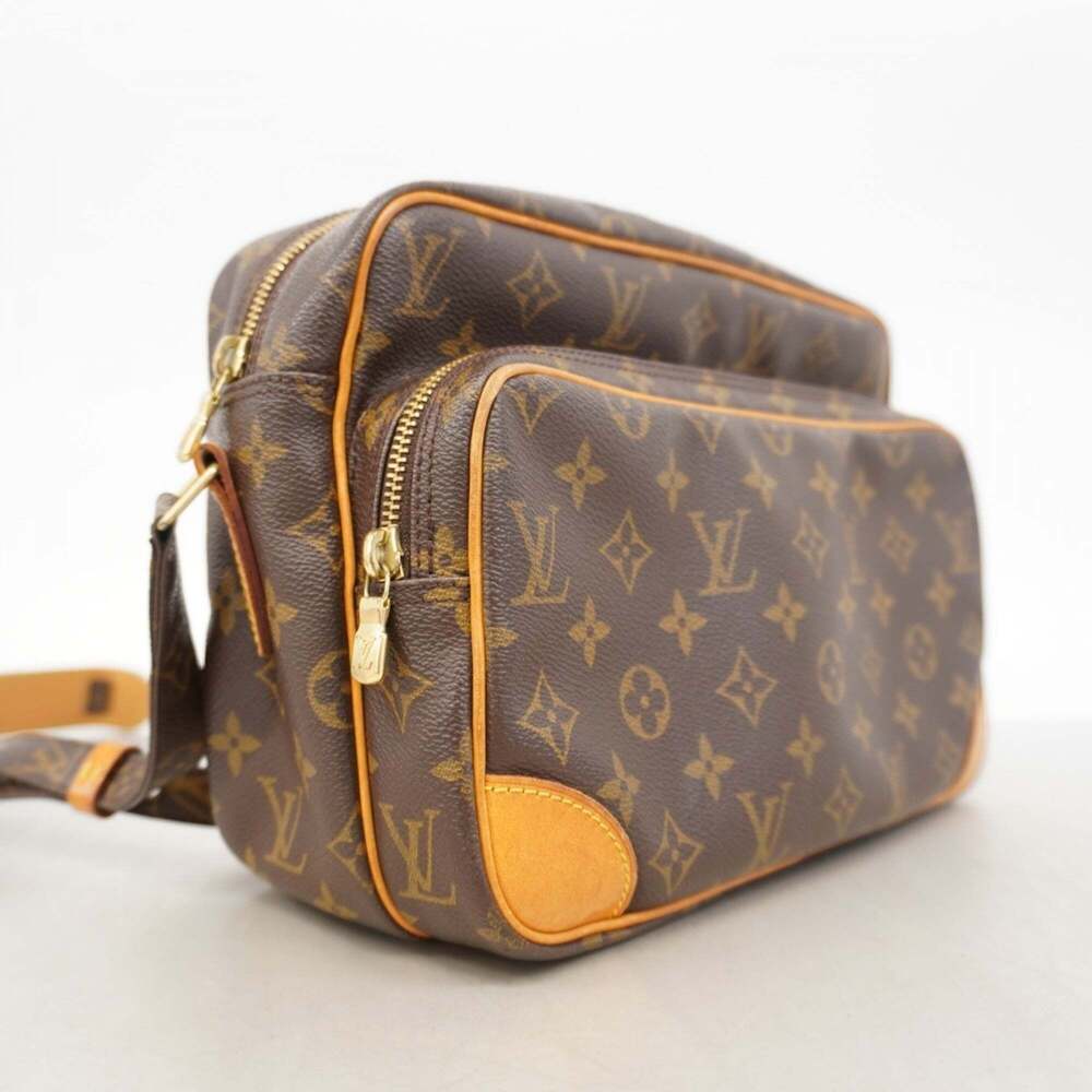 LOUIS VUITTON Brown Monogram Shoulder Bag - Picture 2 of 14